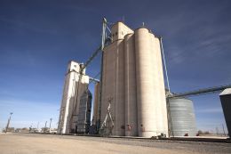 An elevator operating on an alternative fuel was erected in the Sumy region