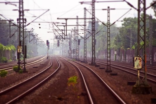 Ukrzaliznytsia will develop railway crossings from the EU to maintain the export potential of Ukraine and encourages businesses to organize reloading points into EU standard wagons
